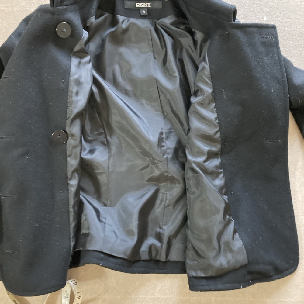 DKNY Wool Blend Pea Coat Sz 4 Black Ruffle Whimsy Goth Stadium Jacket Military - Picture 7 of 8